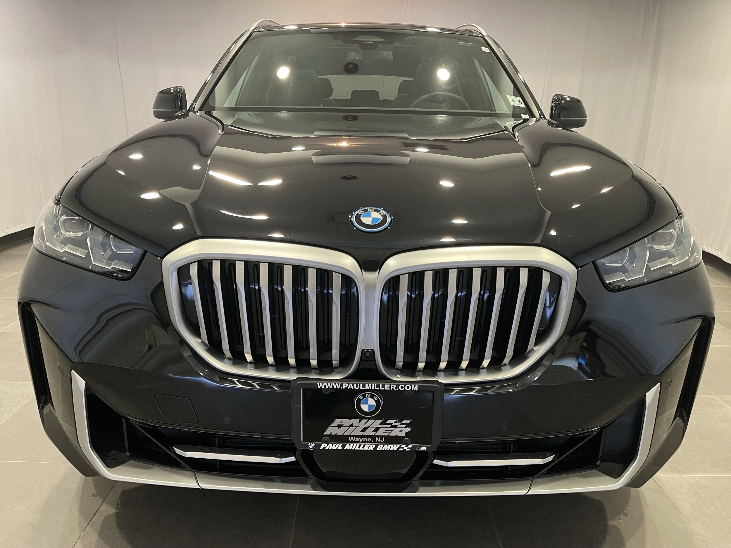 2025 Bmw X5 xDrive50e photo 2