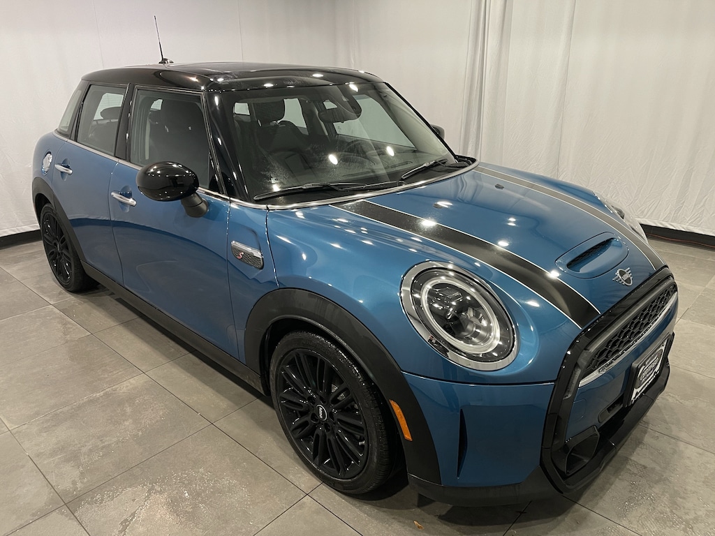 Used 2022 MINI Hardtop 4 Door Cooper S Hatchback