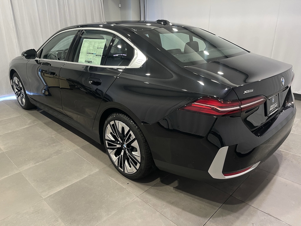 New 2027 BMW 530i xDrive Sedan