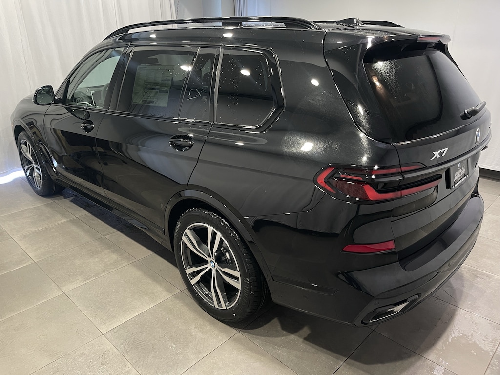 New 2027 BMW X7 xDrive40i SUV