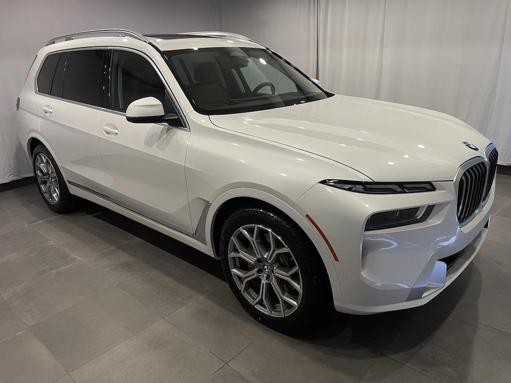 New 2027 BMW X7 xDrive40i SUV