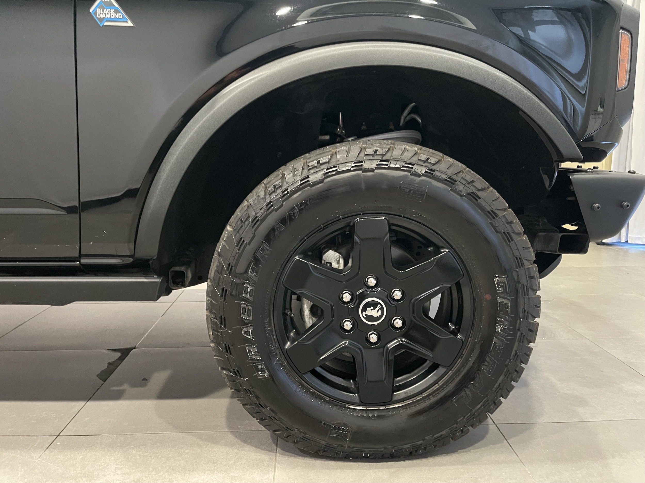 2024 Ford Bronco 4-Door Black Diamond - Photo 10