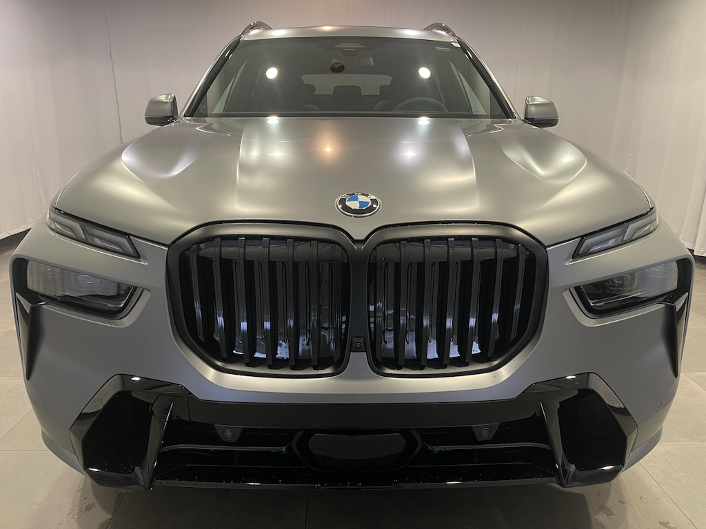 New 2026 BMW X7 xDrive40i SUV
