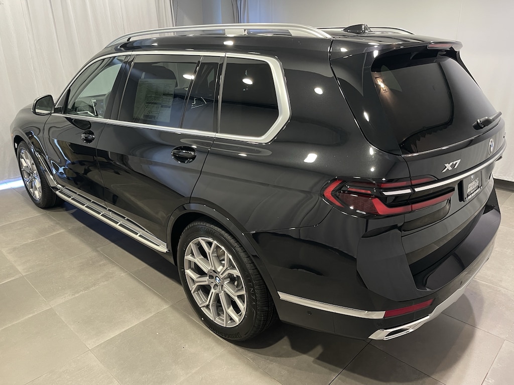 New 2027 BMW X7 xDrive40i SUV