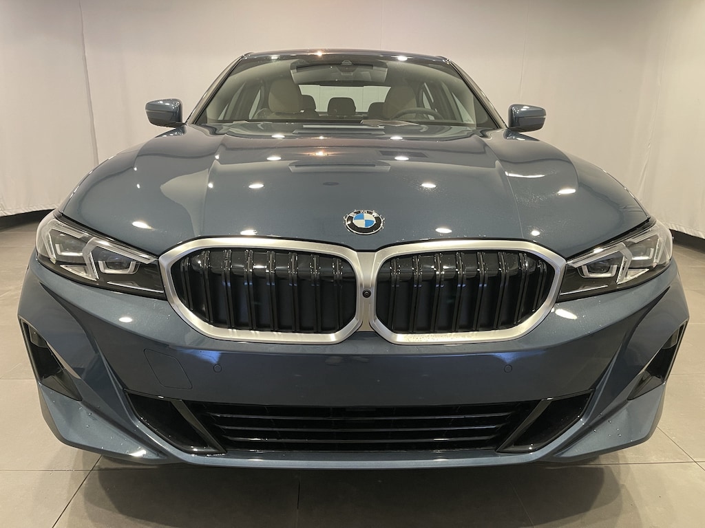 New 2026 BMW 330i xDrive Sedan