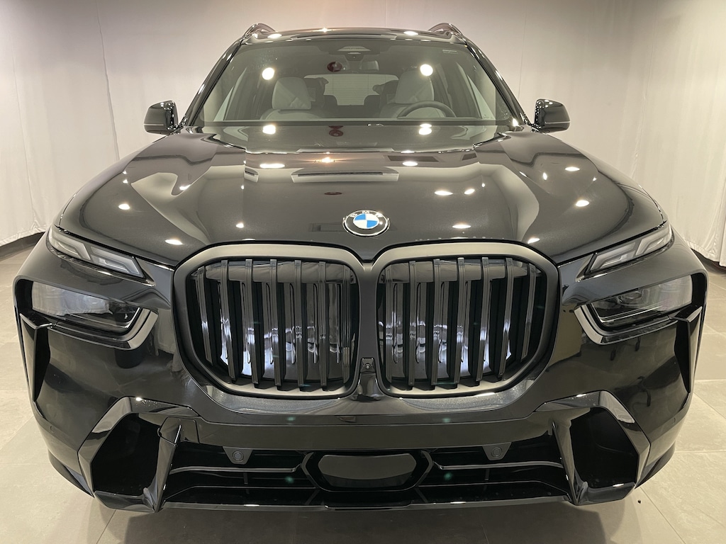 New 2027 BMW X7 xDrive40i SUV