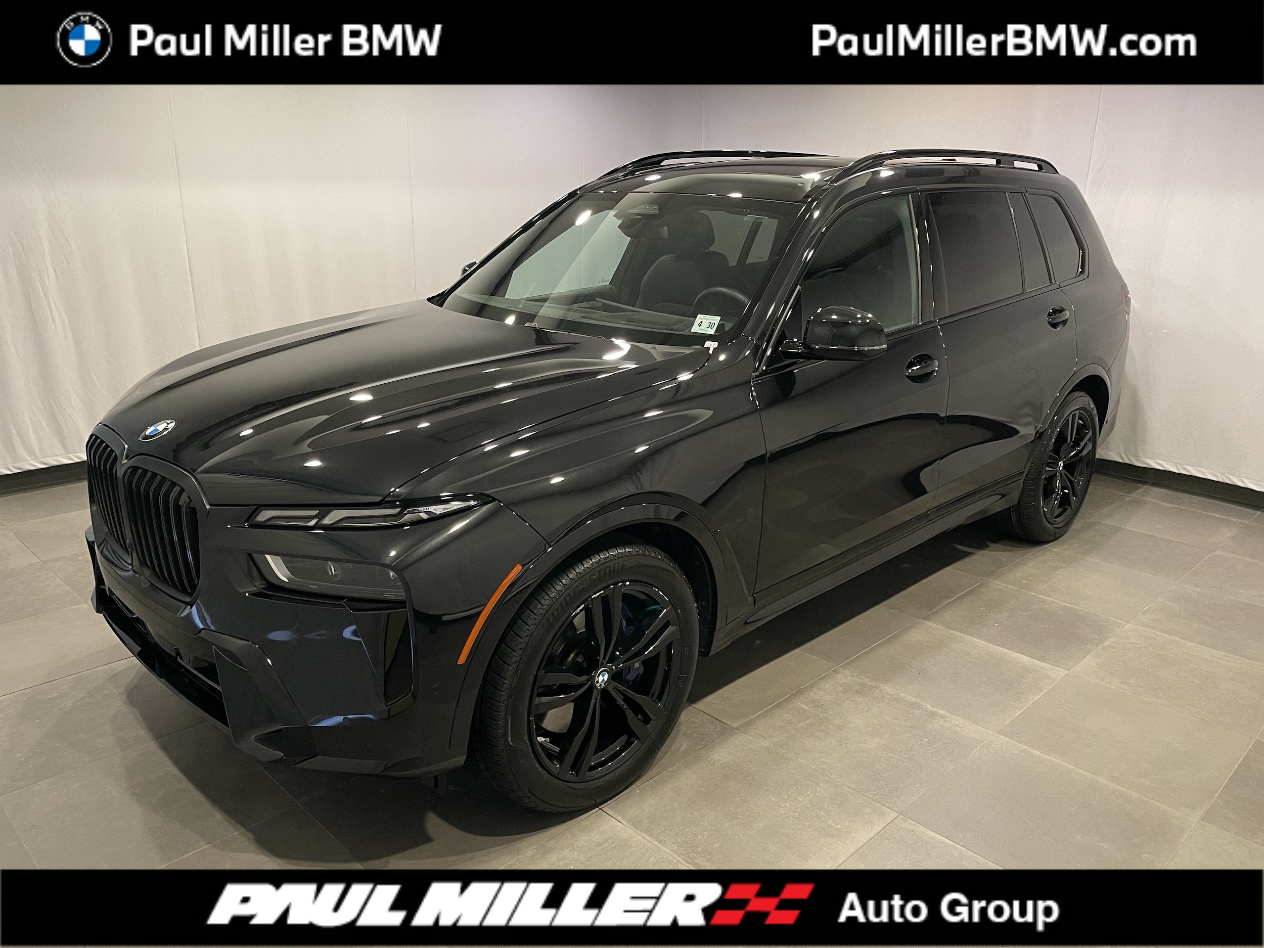 2025 BMW X7 40i