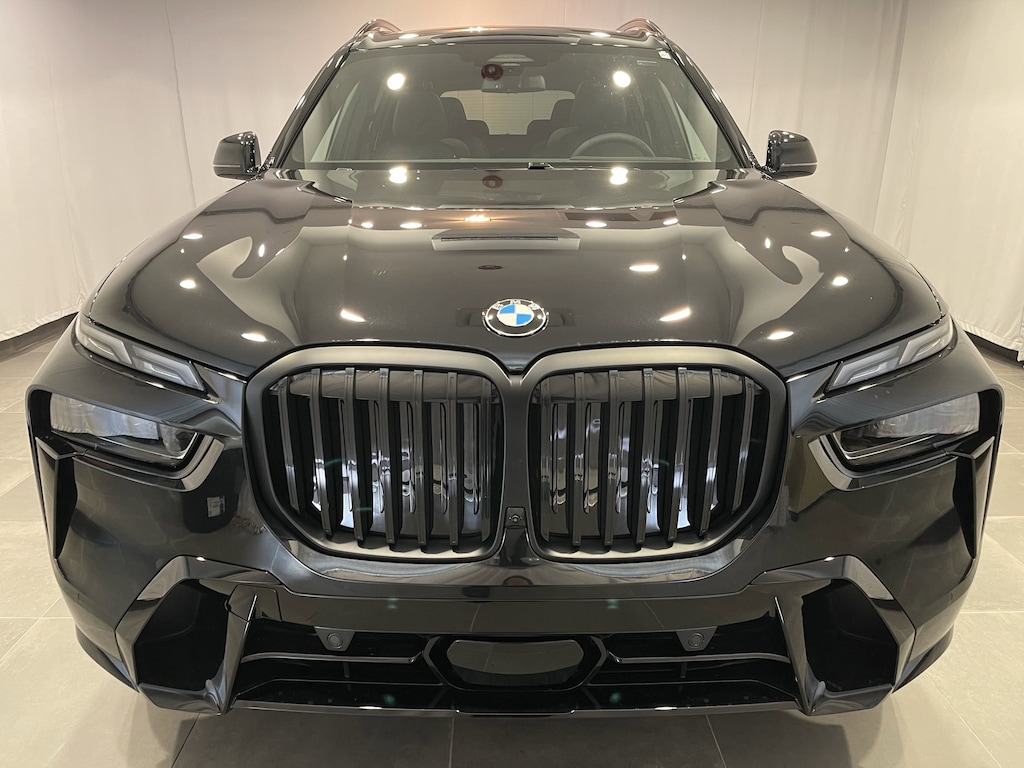 New 2026 BMW X7 xDrive40i SUV