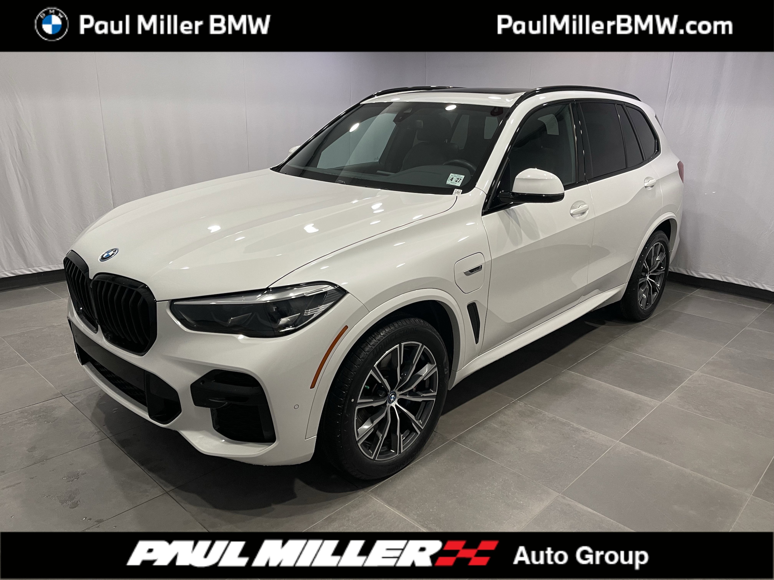 2022 BMW X5 45e's photo