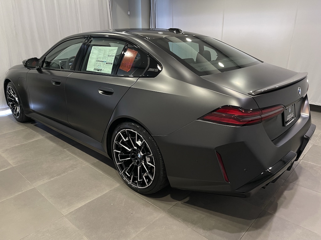 New 2027 BMW M5 Sedan