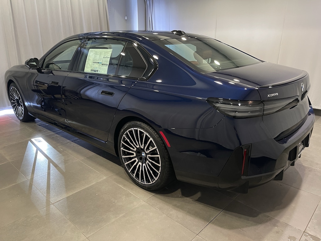 New 2027 BMW 740i xDrive Sedan