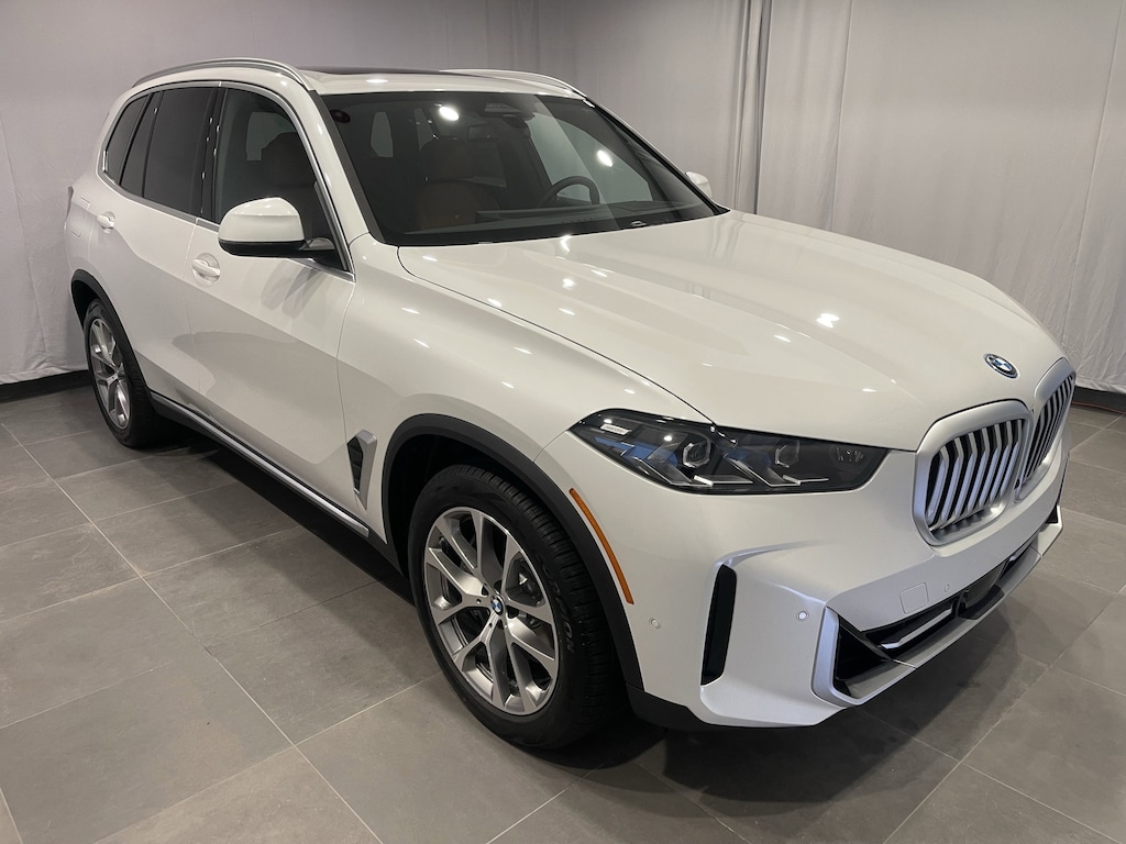 New 2026 BMW X5 PHEV xDrive50e SUV