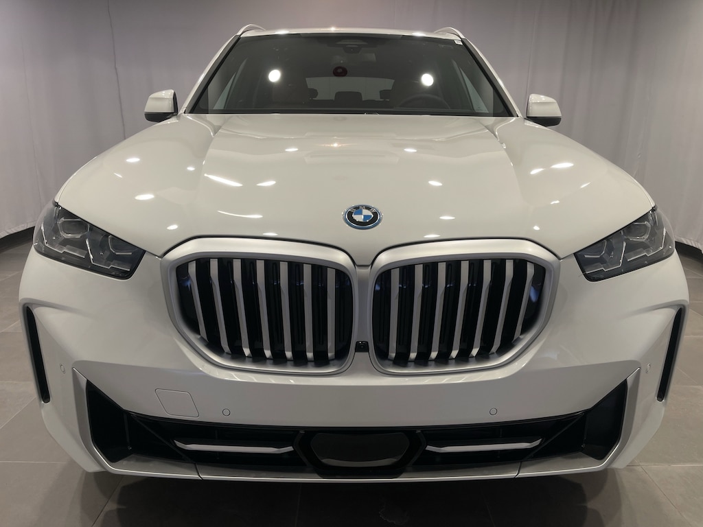 New 2026 BMW X5 PHEV xDrive50e SUV