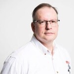 Staff member Robert Smith from ID_15efaa17c8d8