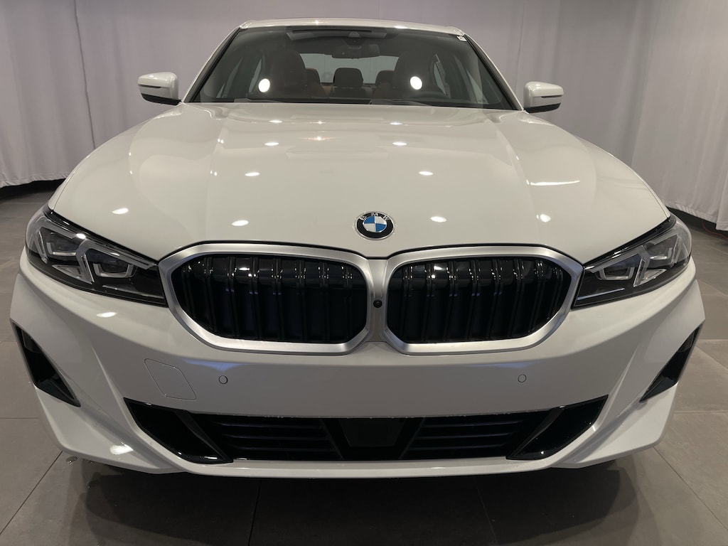 New 2026 BMW 330i xDrive Sedan