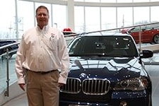 Staff member Ken Walters from ID_15efaa17c8d8