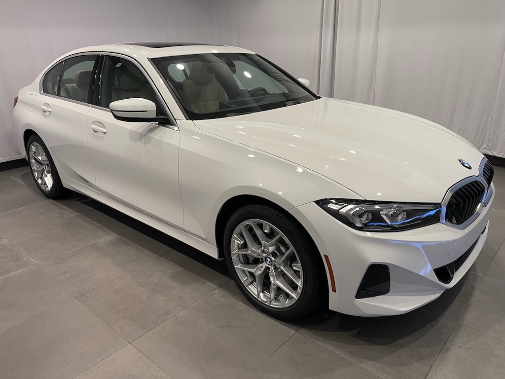 New 2026 BMW 330i xDrive Sedan