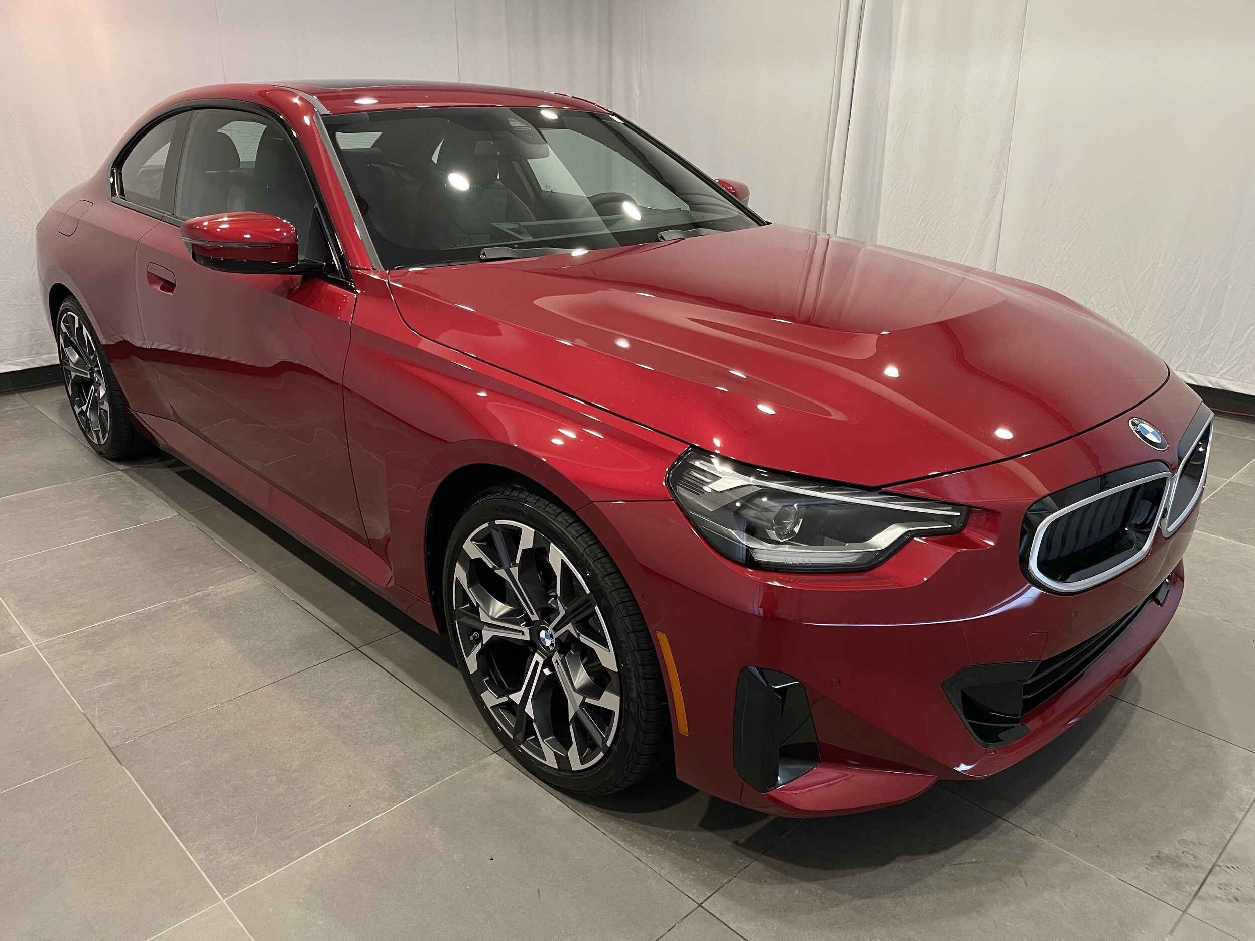 2025 Bmw 230i xDrive Coupe photo 3