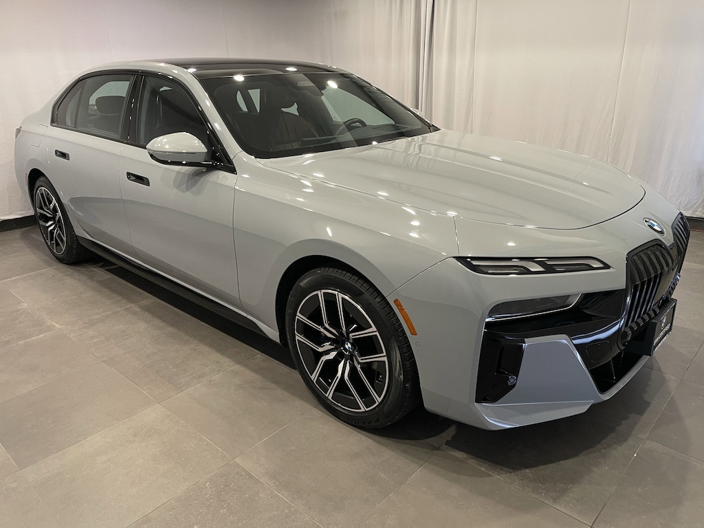 Certified 2023 BMW 760i xDrive Sedan