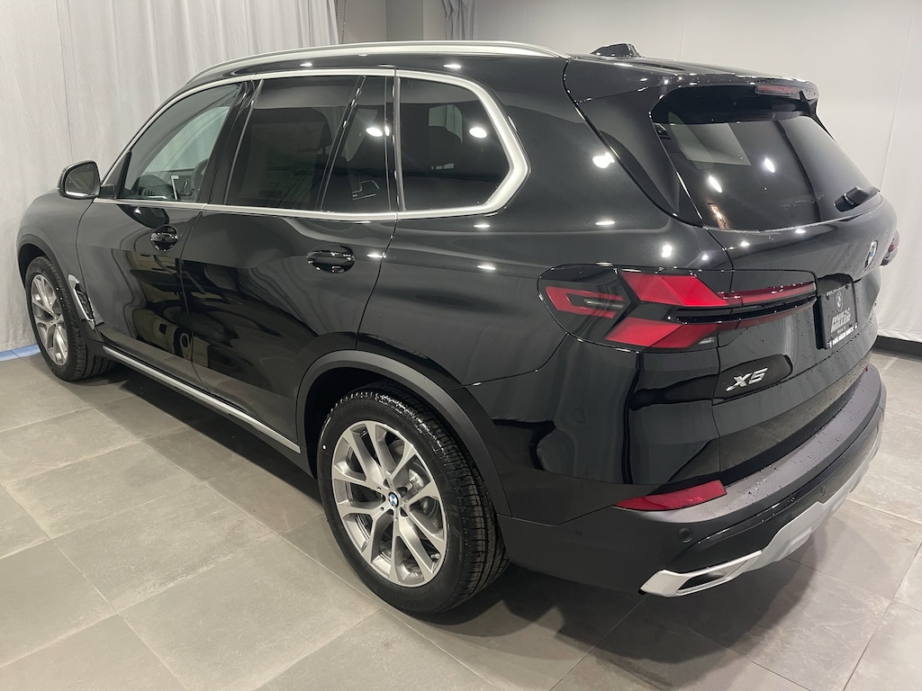 New 2026 BMW X5 xDrive40i SUV
