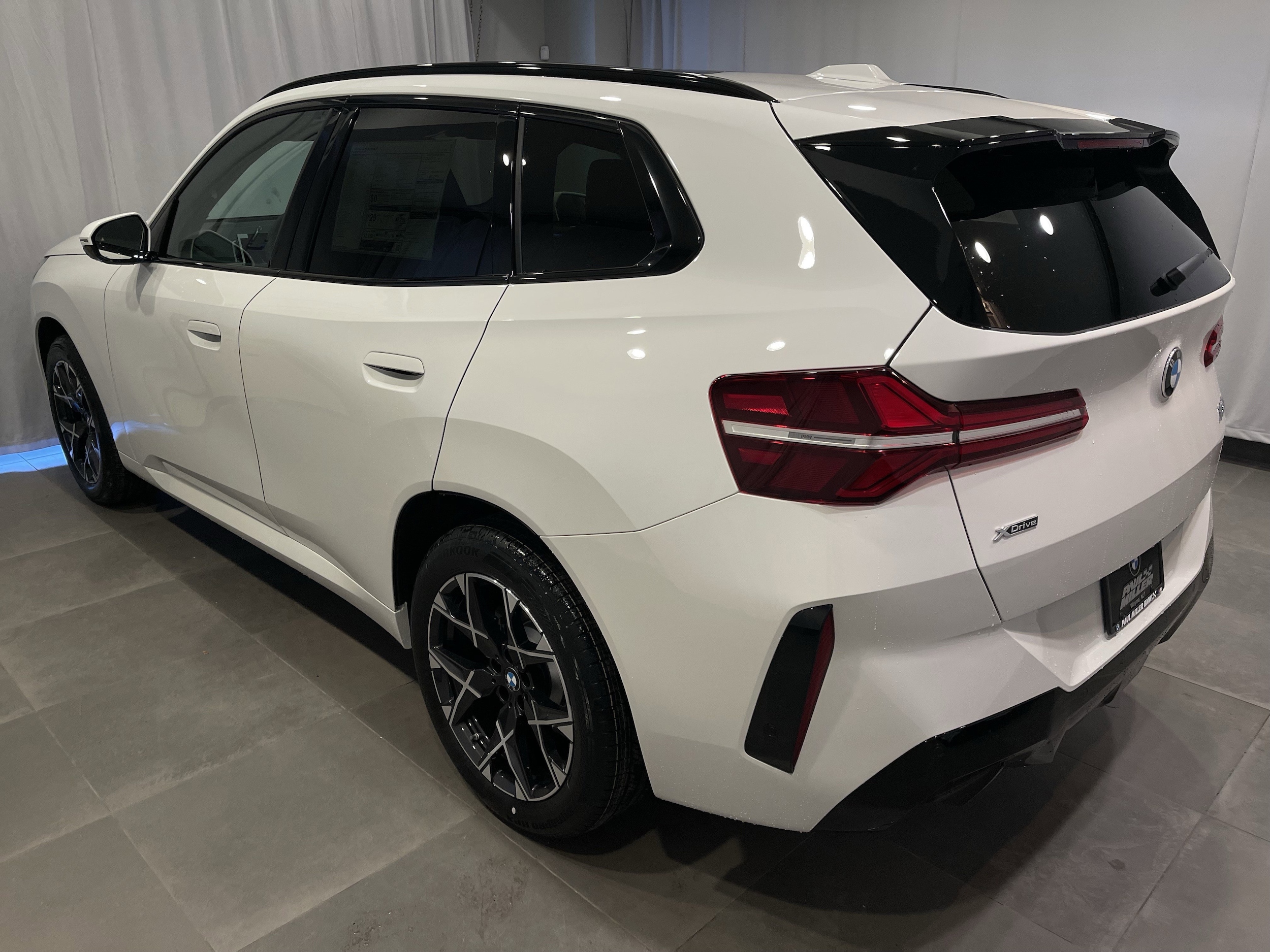 2026 BMW X3 30 - Photo 4