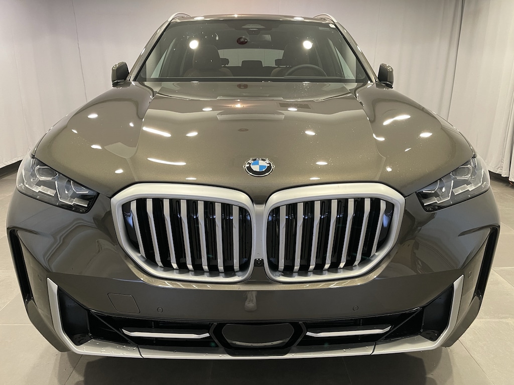 New 2026 BMW X5 xDrive40i SUV