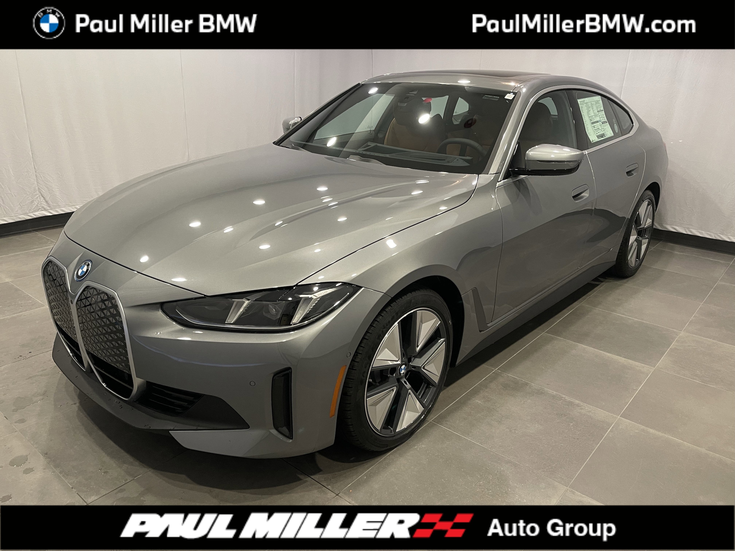 2025 BMW i4 40's photo