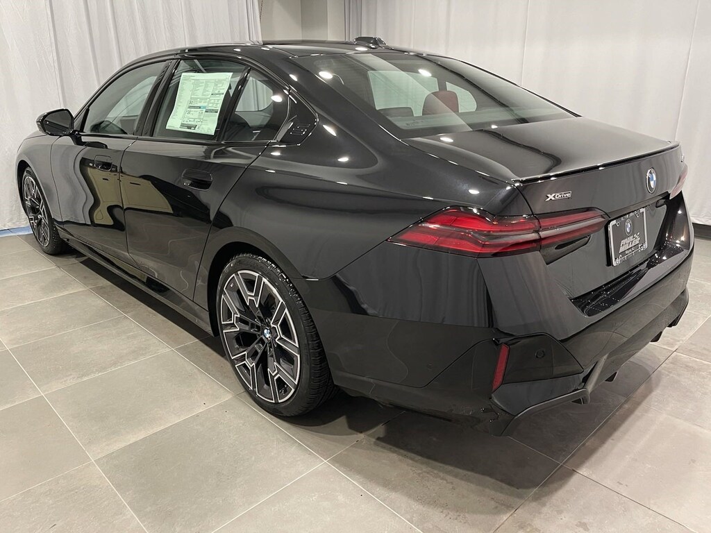 New 2026 BMW 530i xDrive Sedan