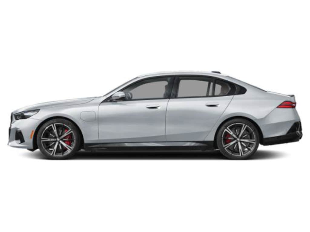 Used 2026 BMW 550e xDrive Sedan