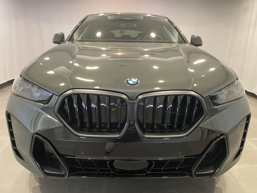 New 2027 BMW X6 xDrive40i SUV