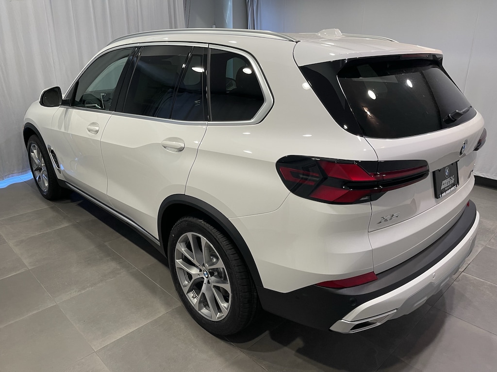 New 2026 BMW X5 xDrive40i SUV