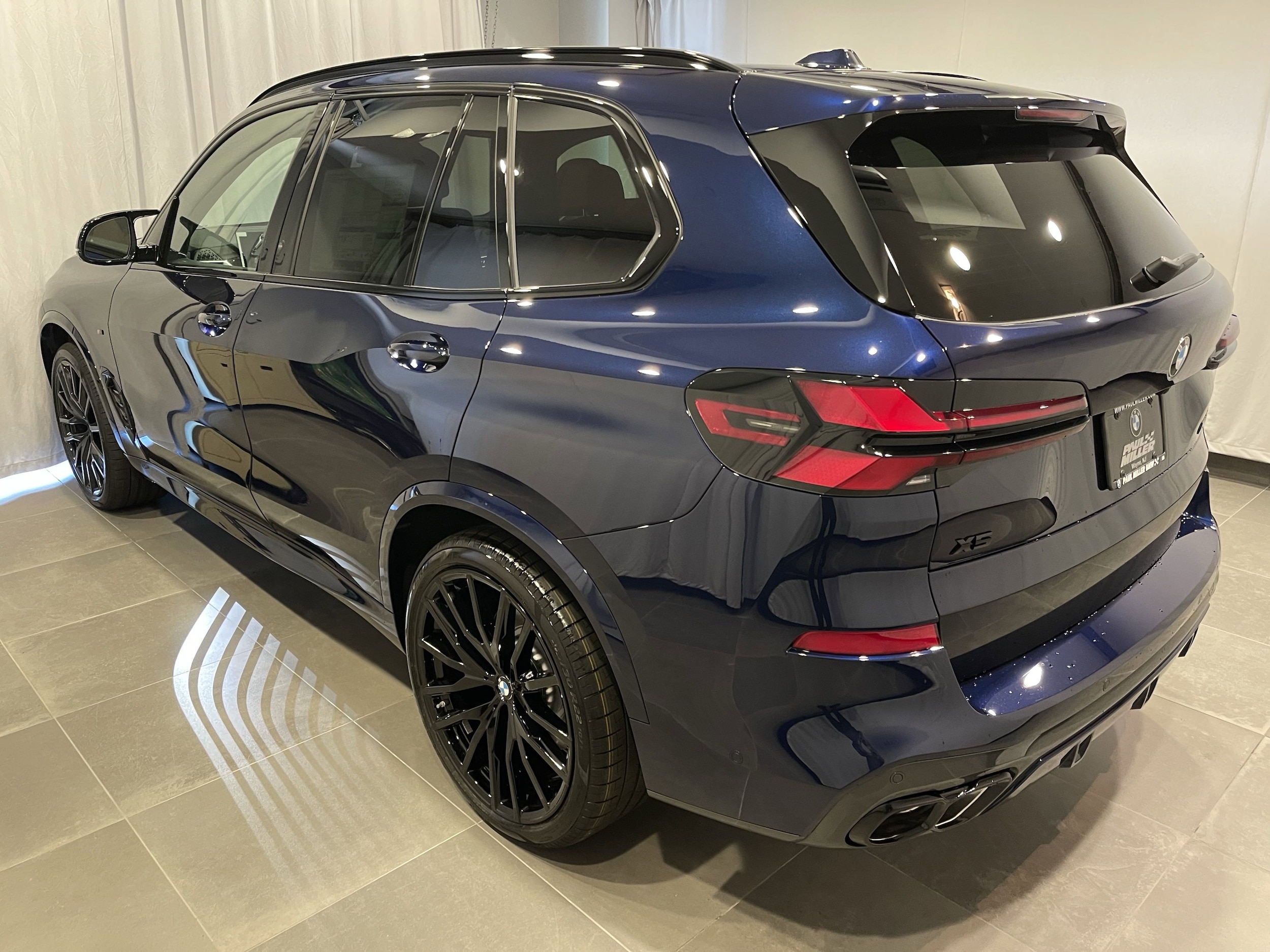 2026 Bmw X5 M60i photo 3