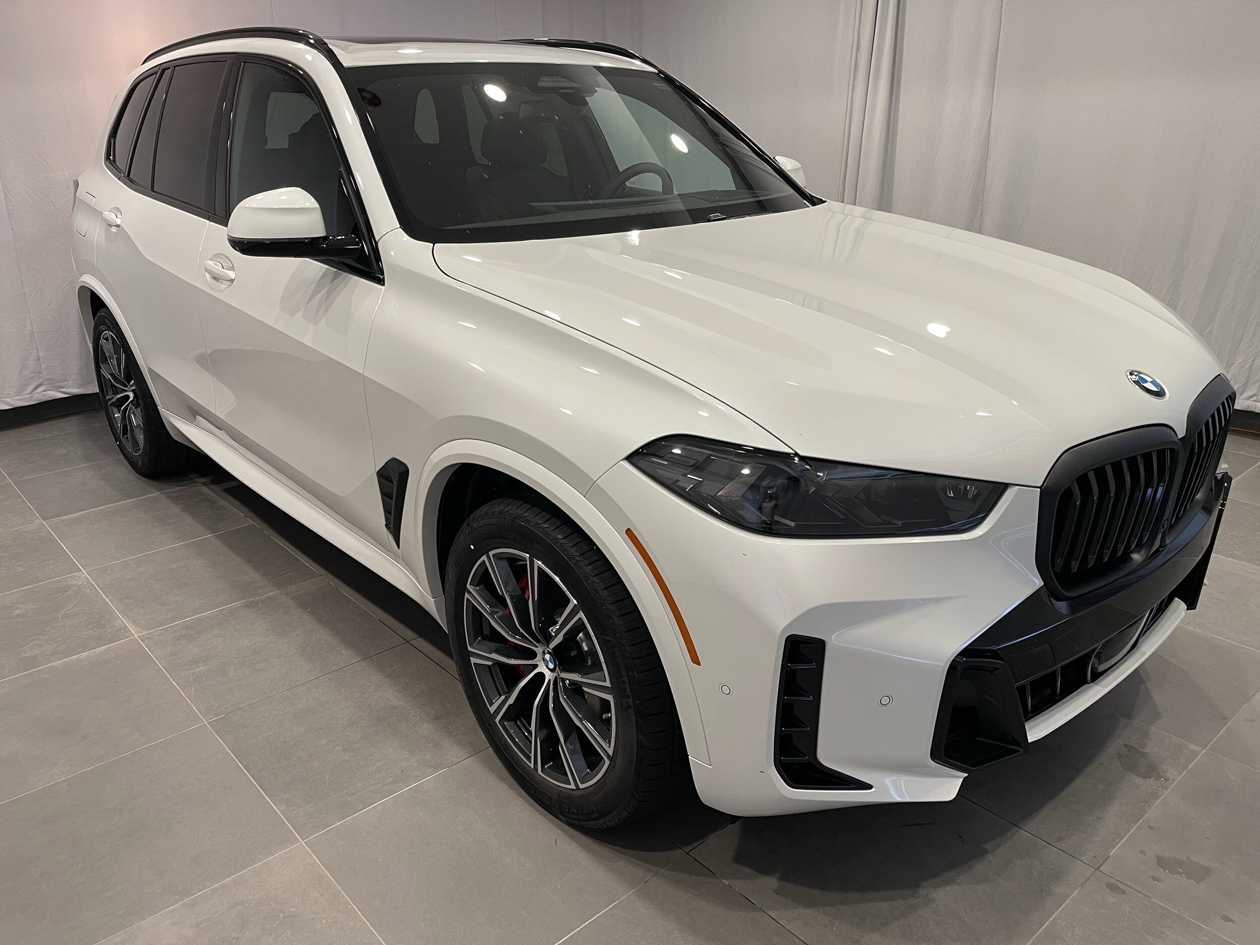 2026 Bmw X5 xDrive40i photo 3