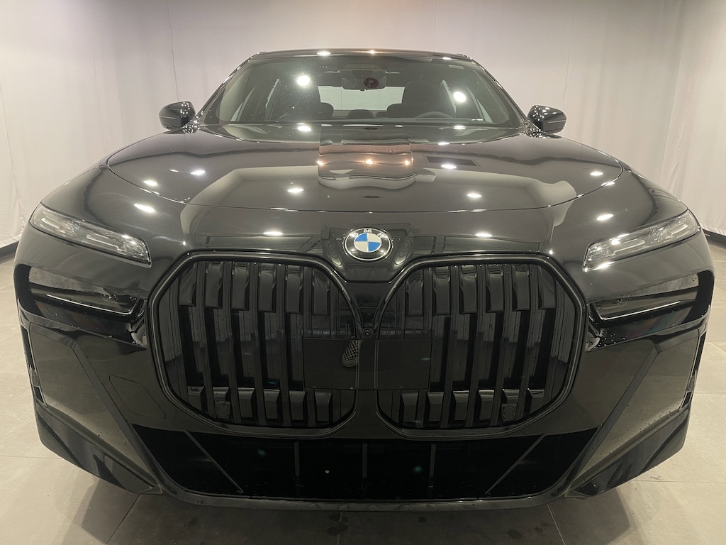 New 2026 BMW 760i xDrive Sedan