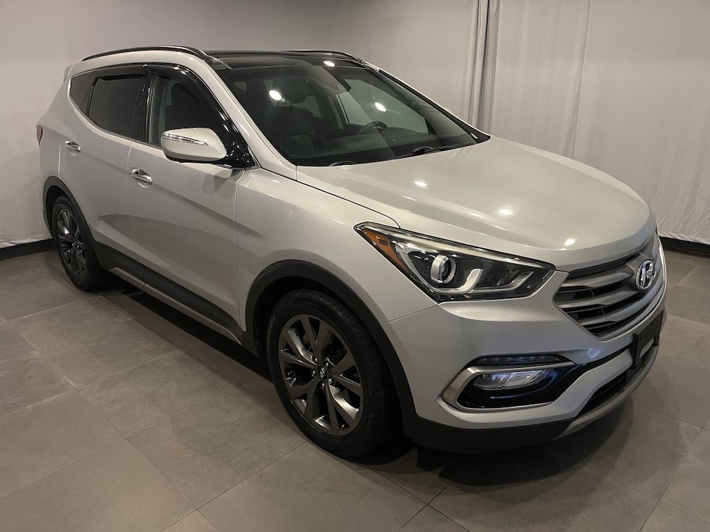 Used 2017 Hyundai Santa Fe Sport 2.0L Turbo Ultimate SUV
