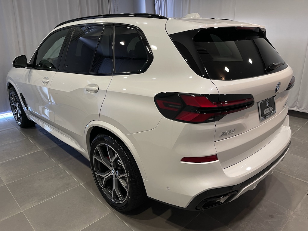 New 2026 BMW X5 PHEV xDrive50e SUV