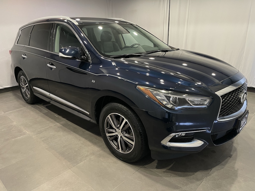 Used 2019 INFINITI QX60 LUXE SUV