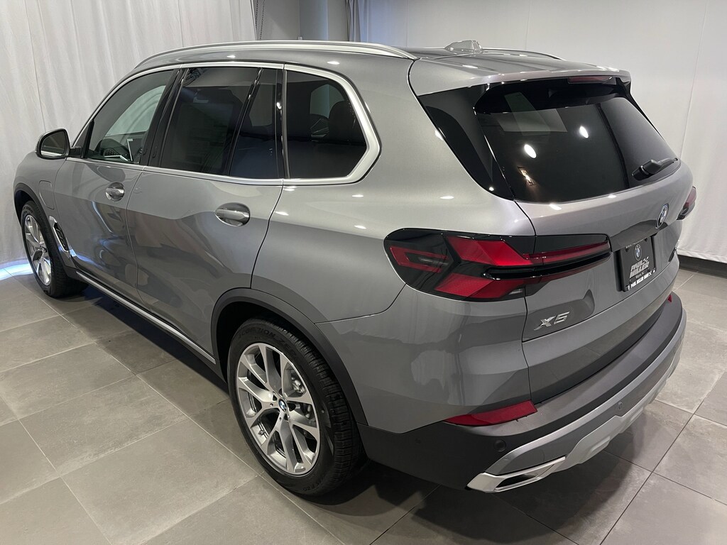 New 2026 BMW X5 PHEV xDrive50e SUV