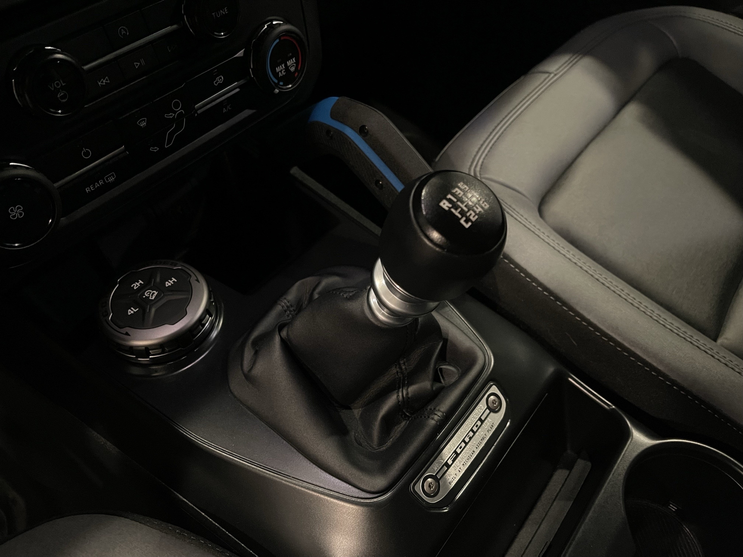 2024 Ford Bronco 4-Door Black Diamond - Photo 18