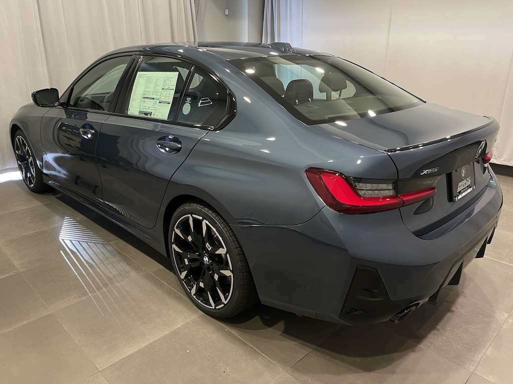 New 2026 BMW 330i xDrive Sedan