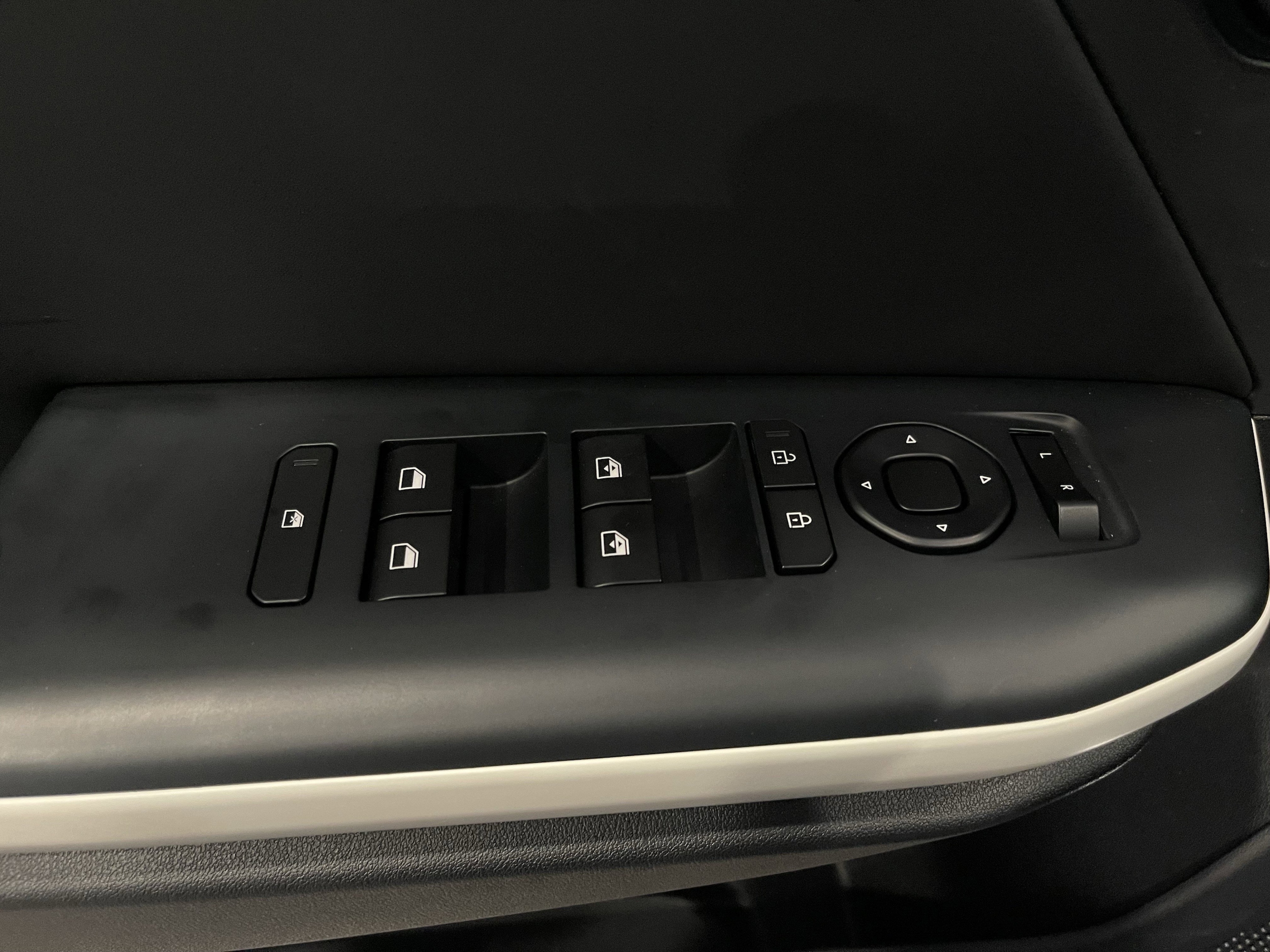 2025 Kia K4 GT-Line - Photo 11