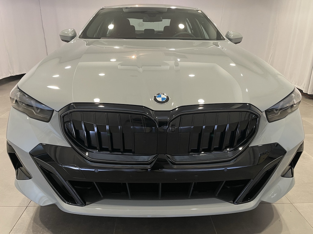 New 2027 BMW 530i xDrive Sedan