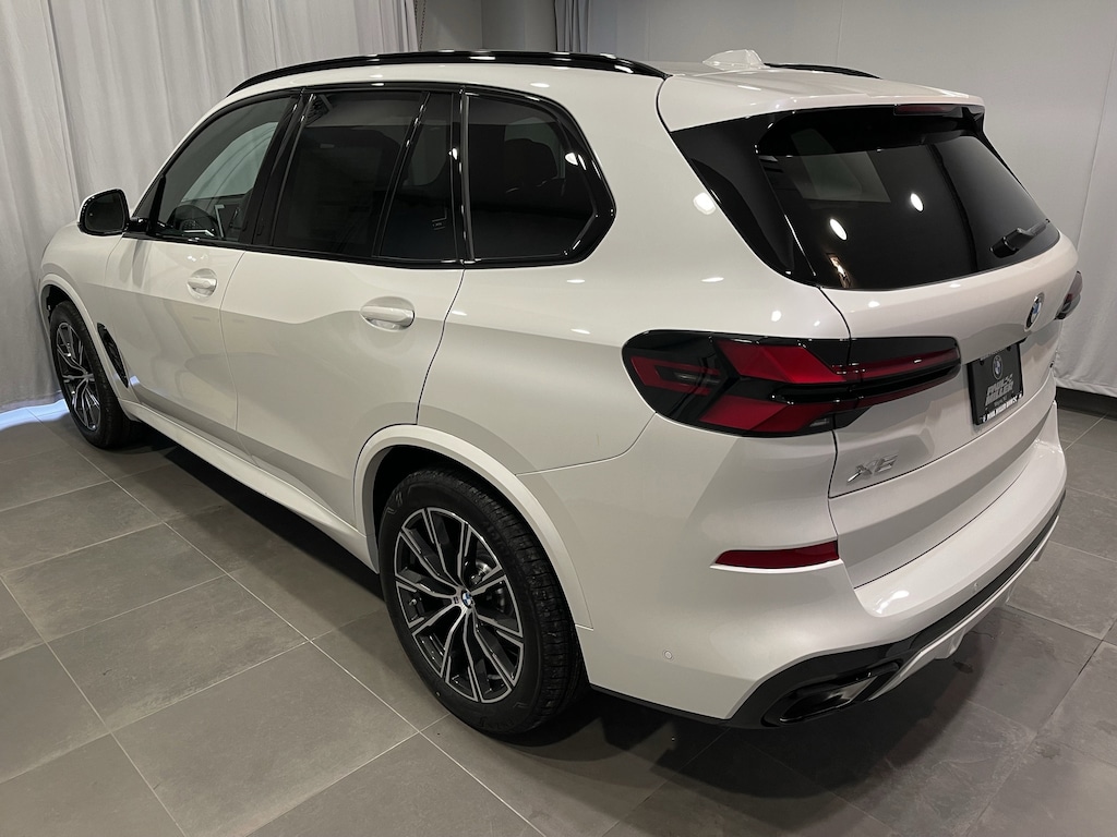 New 2026 BMW X5 xDrive40i SUV