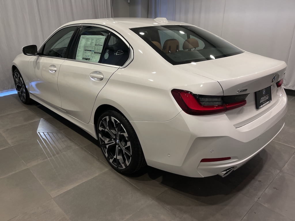New 2026 BMW 330i xDrive Sedan