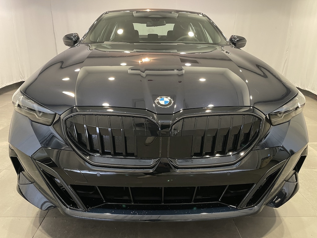 New 2027 BMW 530i xDrive Sedan