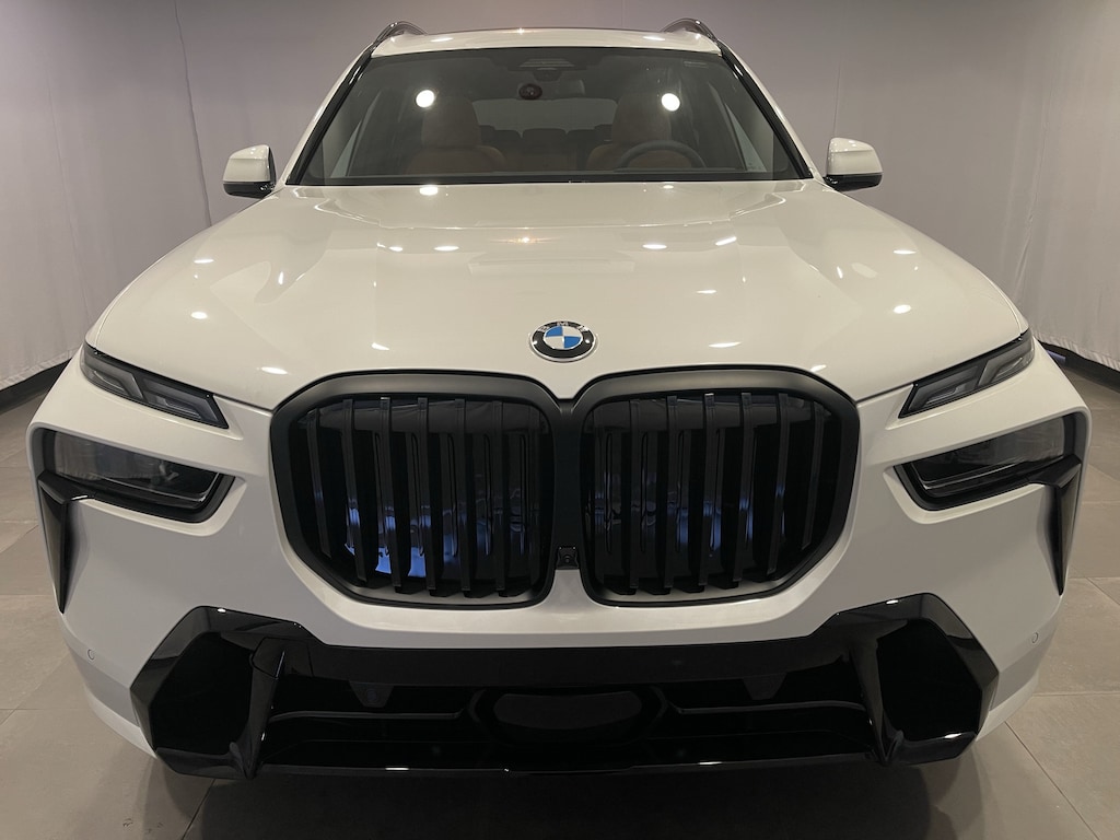 New 2027 BMW X7 xDrive40i SUV