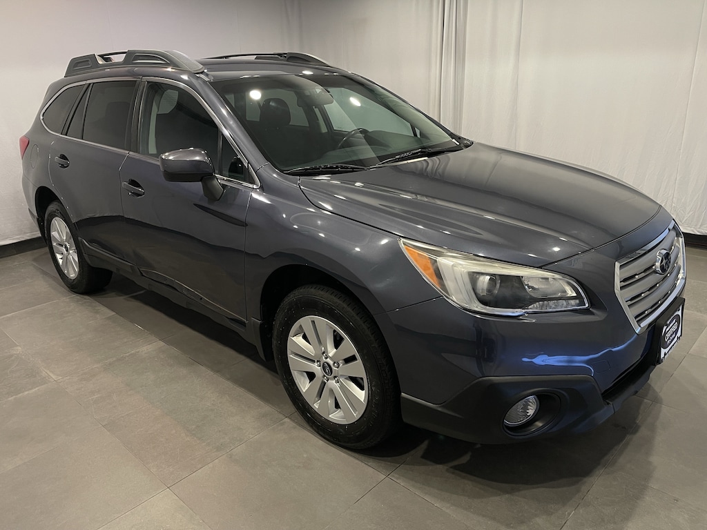 Used 2017 Subaru Outback 2.5i Premium with SUV
