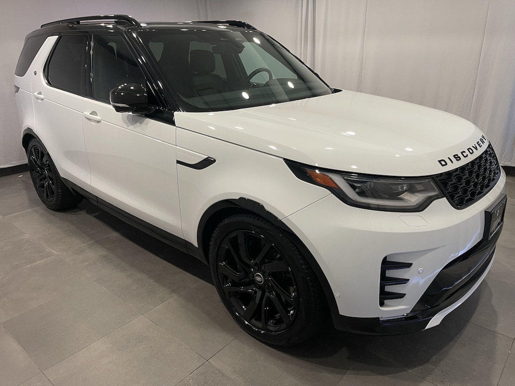 Used 2025 Land Rover Discovery P360 Dynamic SE SUV