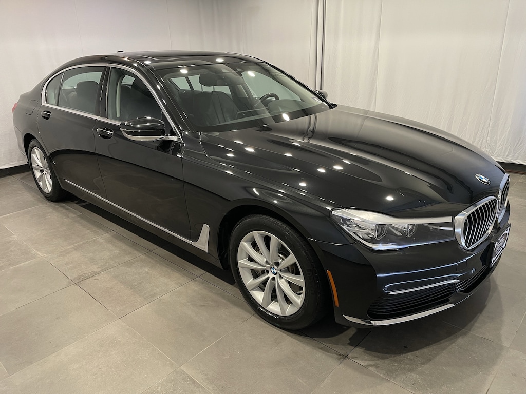 Used 2019 BMW 740i xDrive Sedan