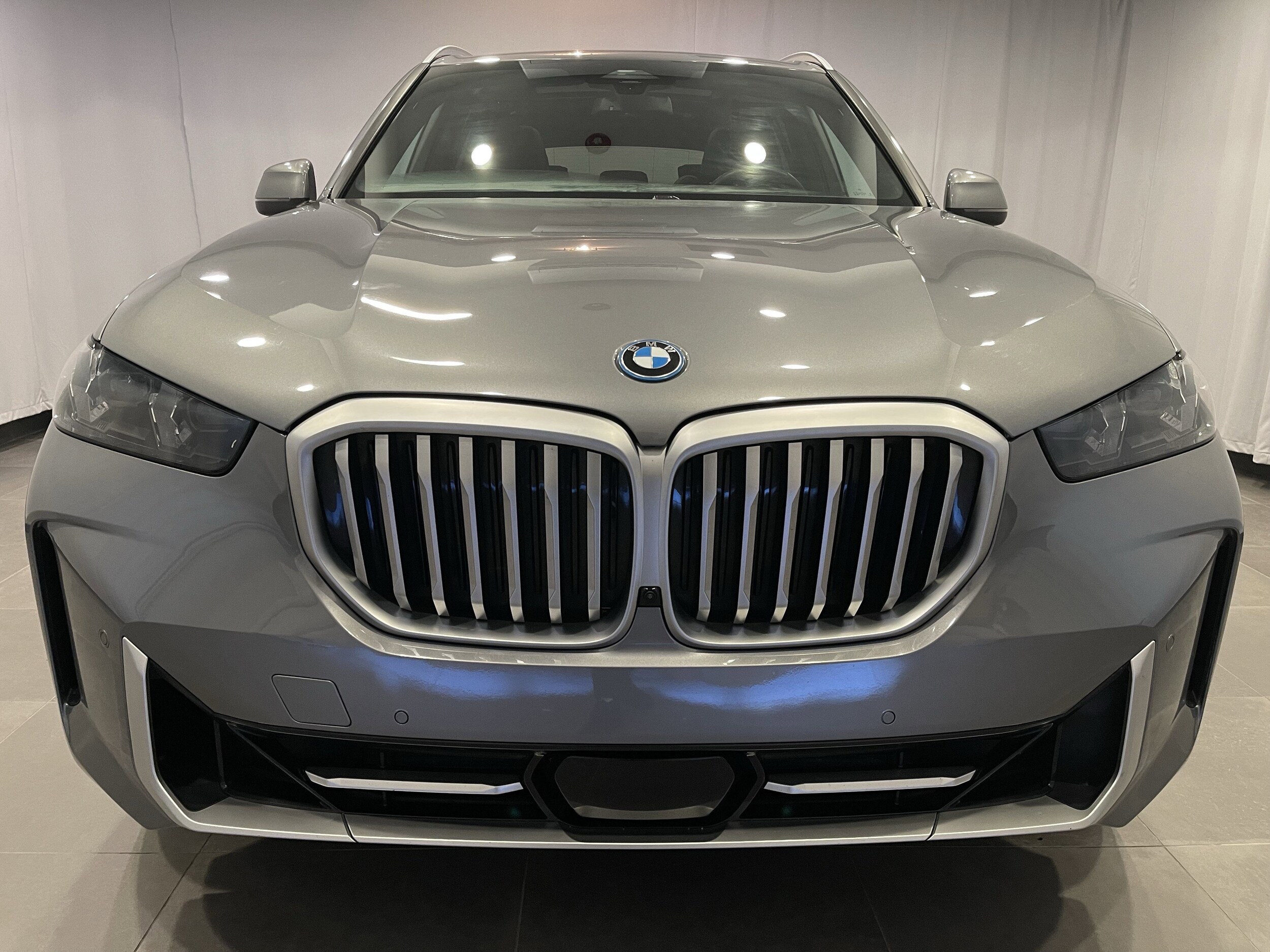 2024 Bmw X5 xDrive50e photo 2